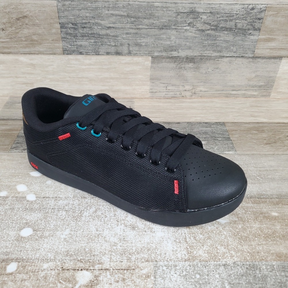 Giro Deed Mens‎ Cycling Shoes Sz 9.5 Black Lace Up Low Top Round Toe Sneakers